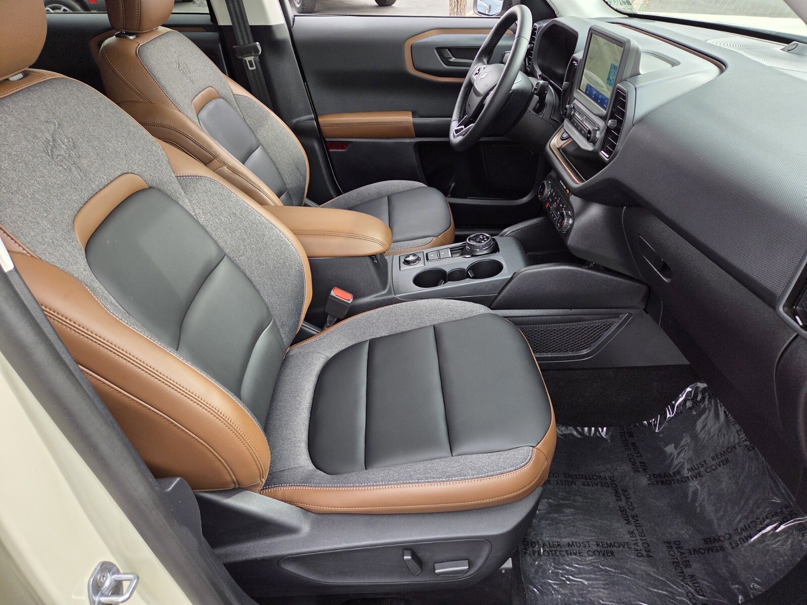 Certified 2024 Ford Bronco Sport Outer Banks w/ Tech Package image 15