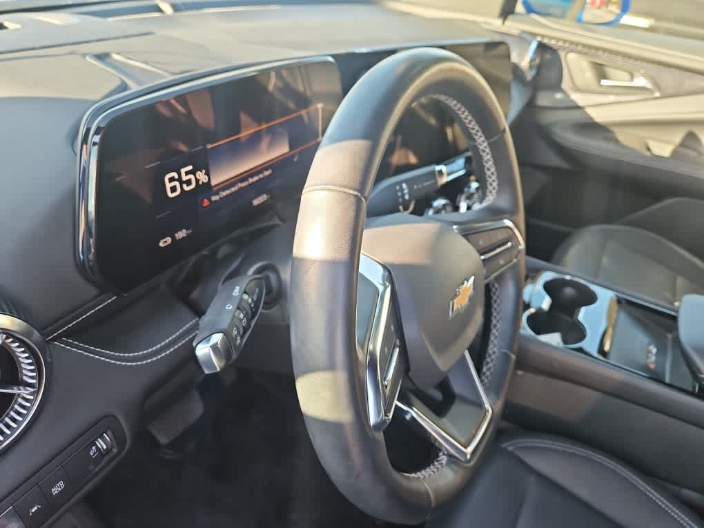 Used 2024 Chevrolet Blazer EV LT AWD/4WD image 9