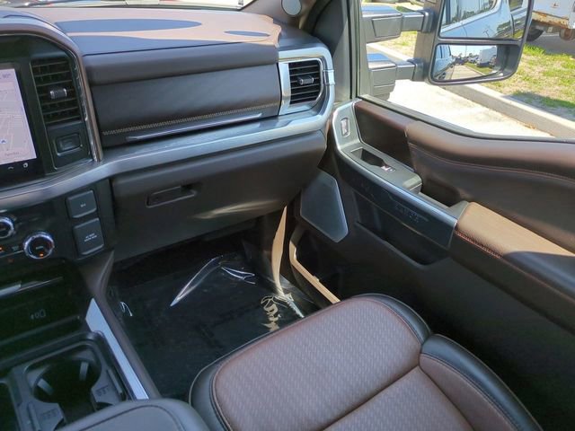 Certified 2025 Ford F250 King Ranch AWD/4WD image 17