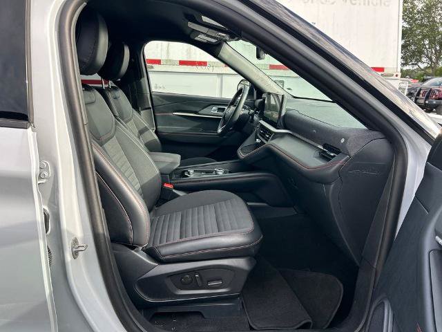 Certified 2026 Ford Explorer ST-Line w/ ST-Line Street Pack RWD image 39