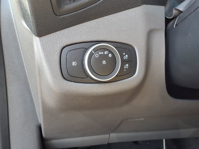Certified 2022 Ford Transit Connect XLT FWD image 21