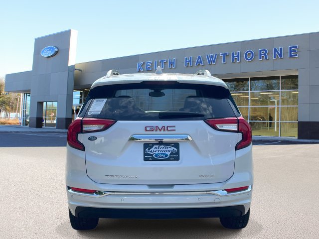 Used 2024 GMC Terrain Denali AWD/4WD image 6