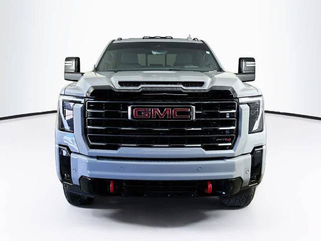 Used 2025 GMC Sierra 2500 AT4 w/ Technology Package AWD/4WD image 6