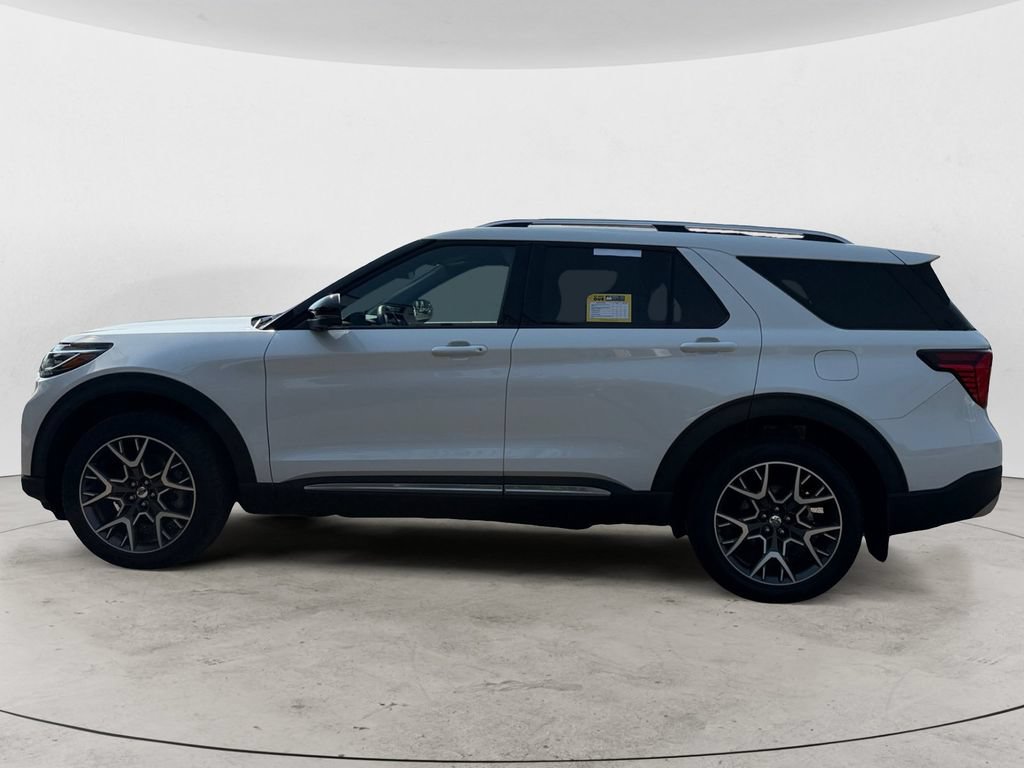 Certified 2025 Ford Explorer Platinum w/ Ultimate Package AWD/4WD image 8