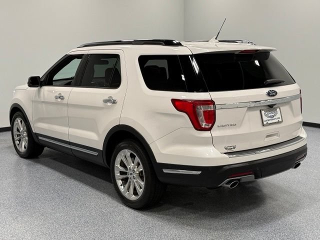 Certified 2018 Ford Explorer Limited w/ Equipment Group 301A FWD image 9