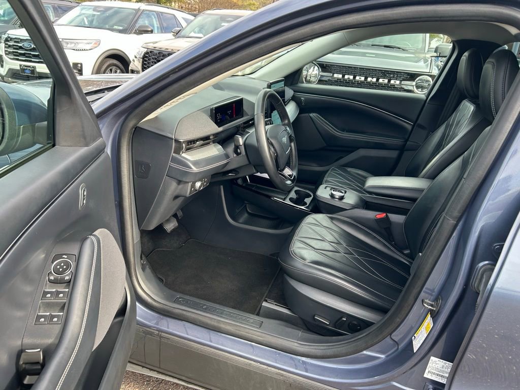 Certified 2021 Ford Mustang Mach-E Select image 13