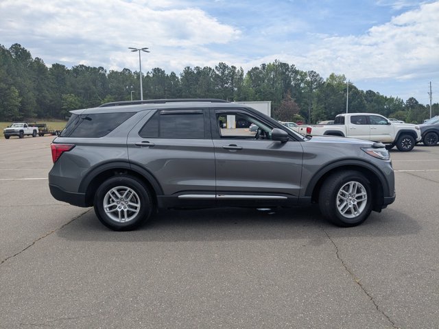 Certified 2025 Ford Explorer Active AWD/4WD image 10