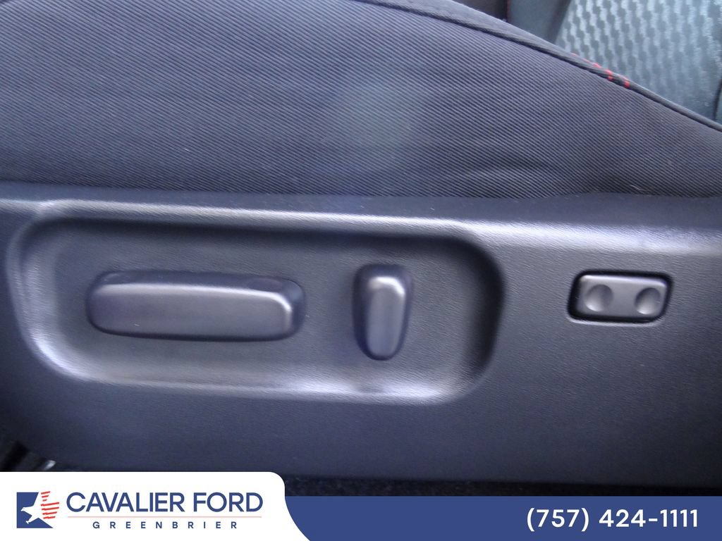 Used 2022 Toyota Tacoma SR5 w/ Technology Package RWD image 7