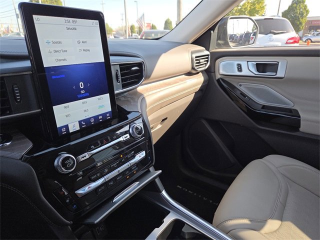 Certified 2022 Ford Explorer Platinum w/ Equipment Group 601A image 41