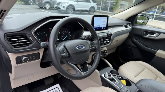 Certified 2020 Ford Escape SEL AWD/4WD image 9