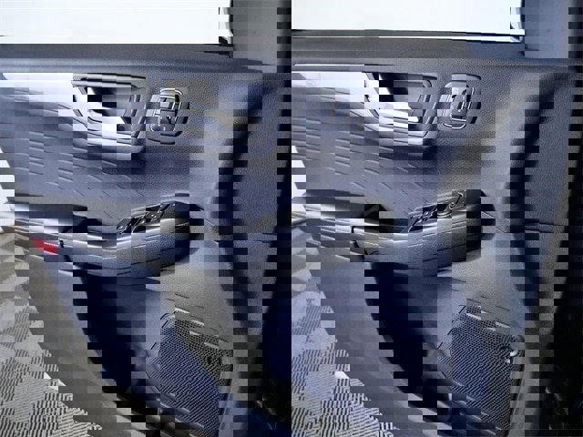 Certified 2022 Ford Escape Titanium w/ Class II Trailer Tow Package image 24