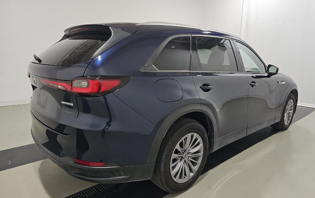 Used 2025 MAZDA CX-90 Plug-In Hybrid w/ Preferred AWD/4WD image 3