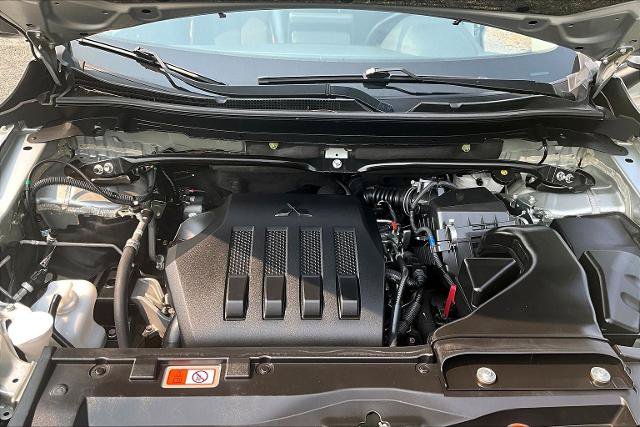 Used 2024 Mitsubishi Eclipse Cross AWD image 10