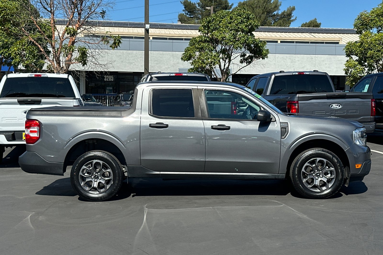 Certified 2023 Ford Maverick XLT FWD image 4