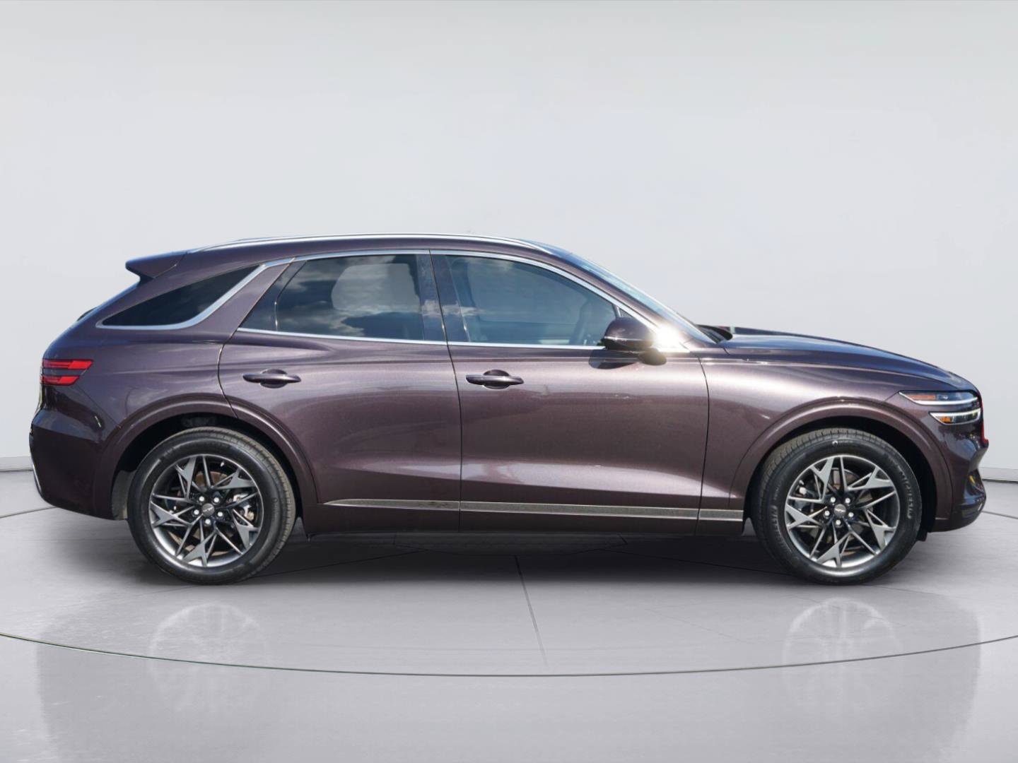 Used 2022 Genesis GV70 2.5T w/ Select Package AWD/4WD image 5