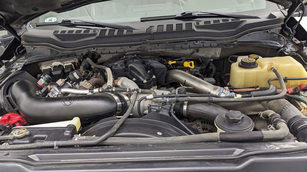 Certified 2019 Ford F450 Platinum w/ Platinum Ultimate Package image 46