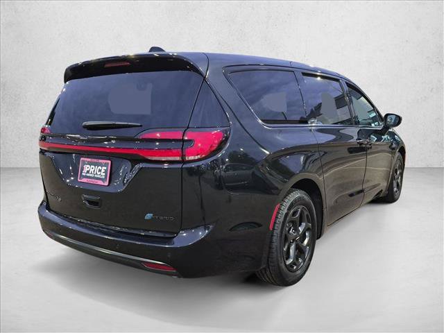Used 2023 Chrysler Pacifica Touring-L w/ S Appearance Package FWD image 5