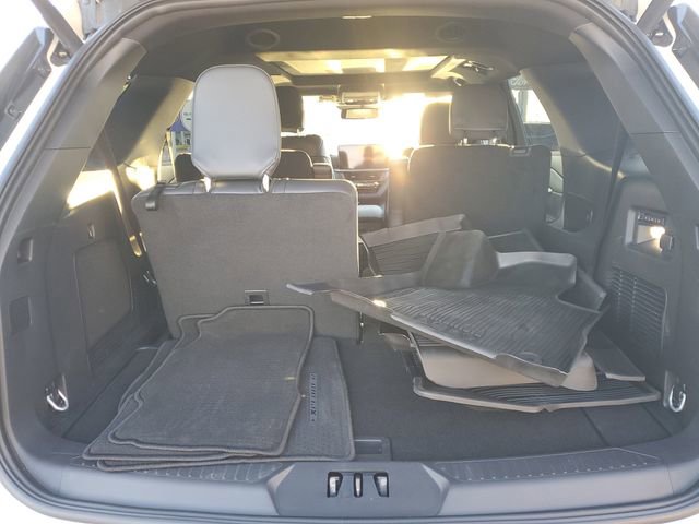 Certified 2025 Ford Explorer ST w/ Sun And Sound Package image 8