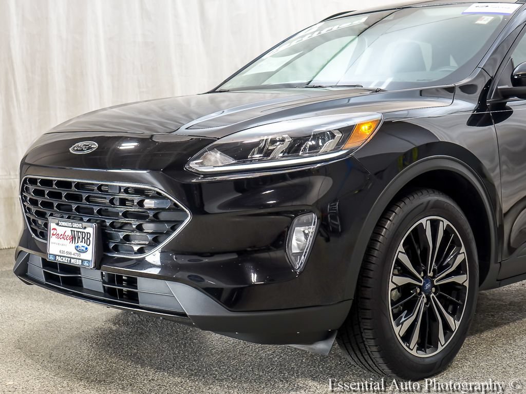 Certified 2022 Ford Escape SEL w/ SEL Stealth AWD Package image 3