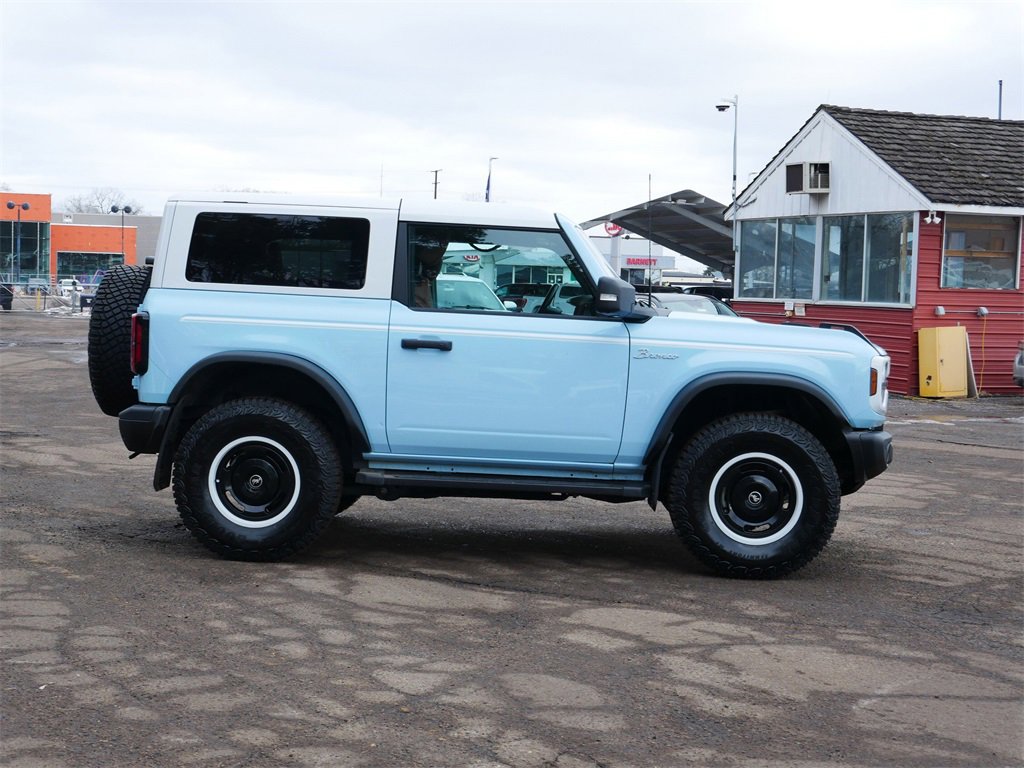Certified 2024 Ford Bronco Heritage Edition image 2