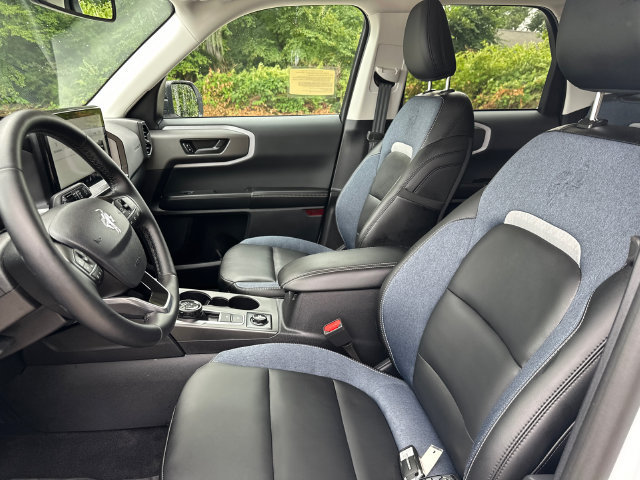 Certified 2025 Ford Bronco Sport Outer Banks w/ Outer Banks Tech Package+ AWD/4WD image 38
