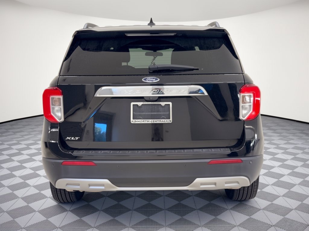 Certified 2023 Ford Explorer XLT w/ Equipment Group 202A RWD image 8