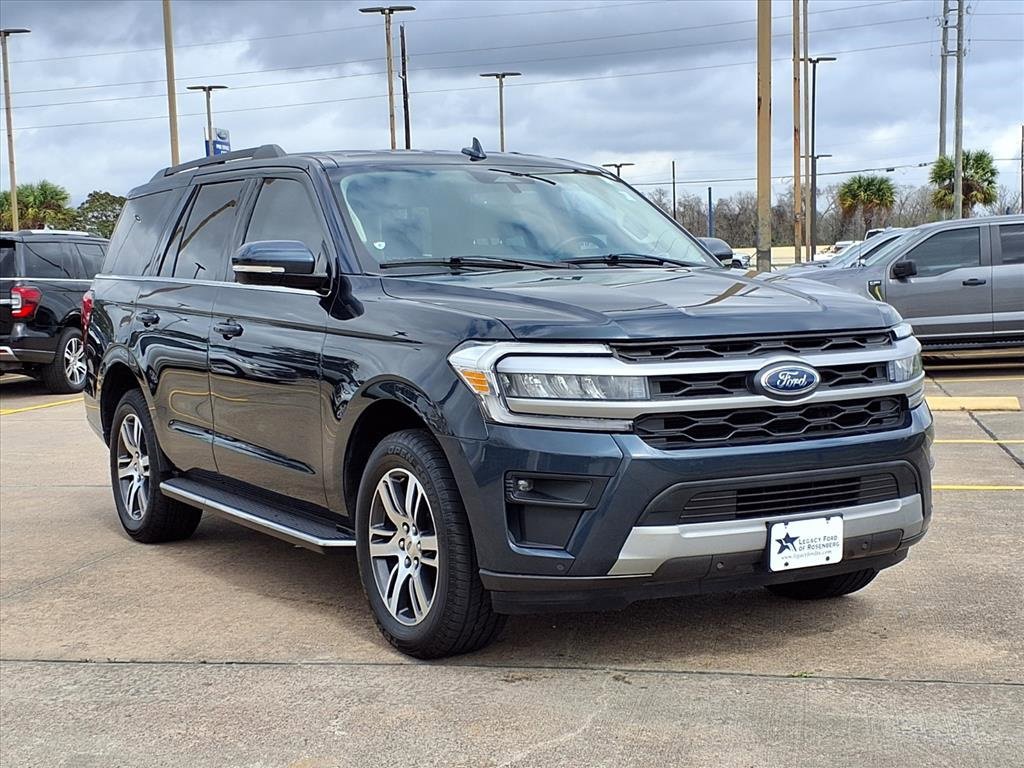 Certified 2022 Ford Expedition XLT image 7