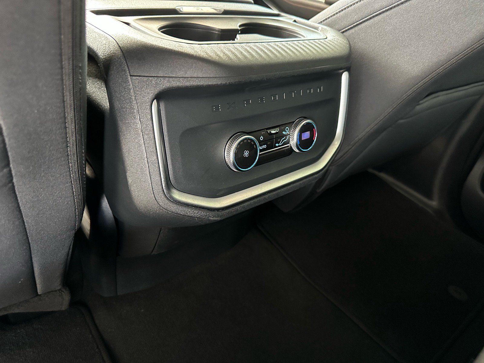 Certified 2025 Ford Expedition Max Active RWD image 24
