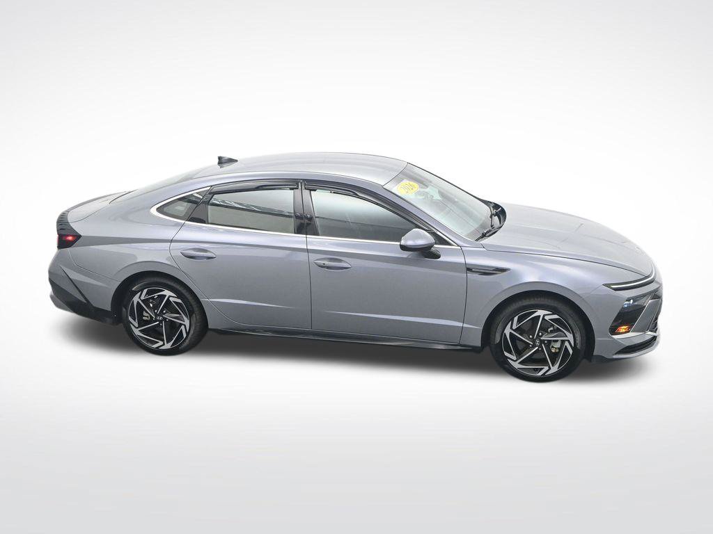 Used 2026 Hyundai Sonata SEL FWD image 38