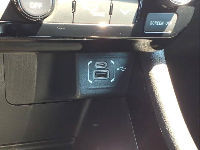 Used 2026 Jeep Compass Limited AWD/4WD image 18