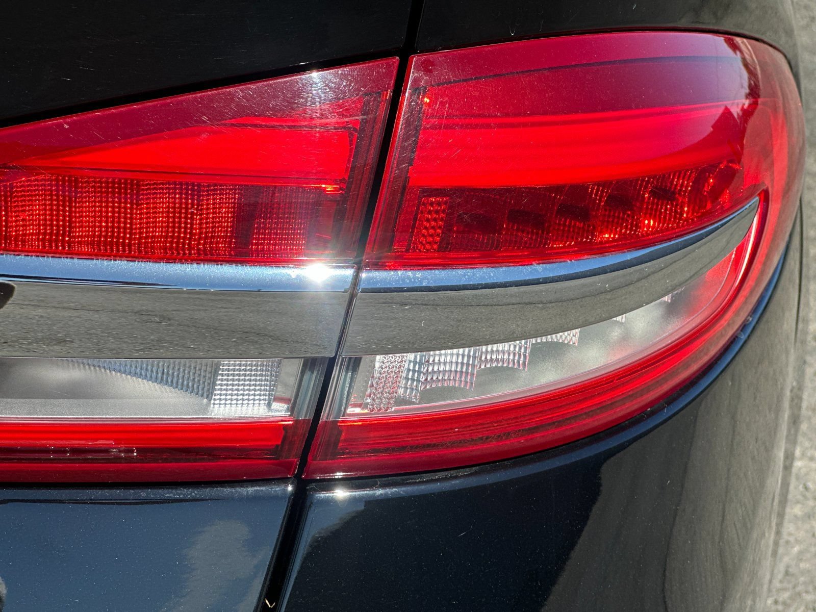 Certified 2018 Ford Fusion SE w/ Fusion SE Technology Package FWD image 38