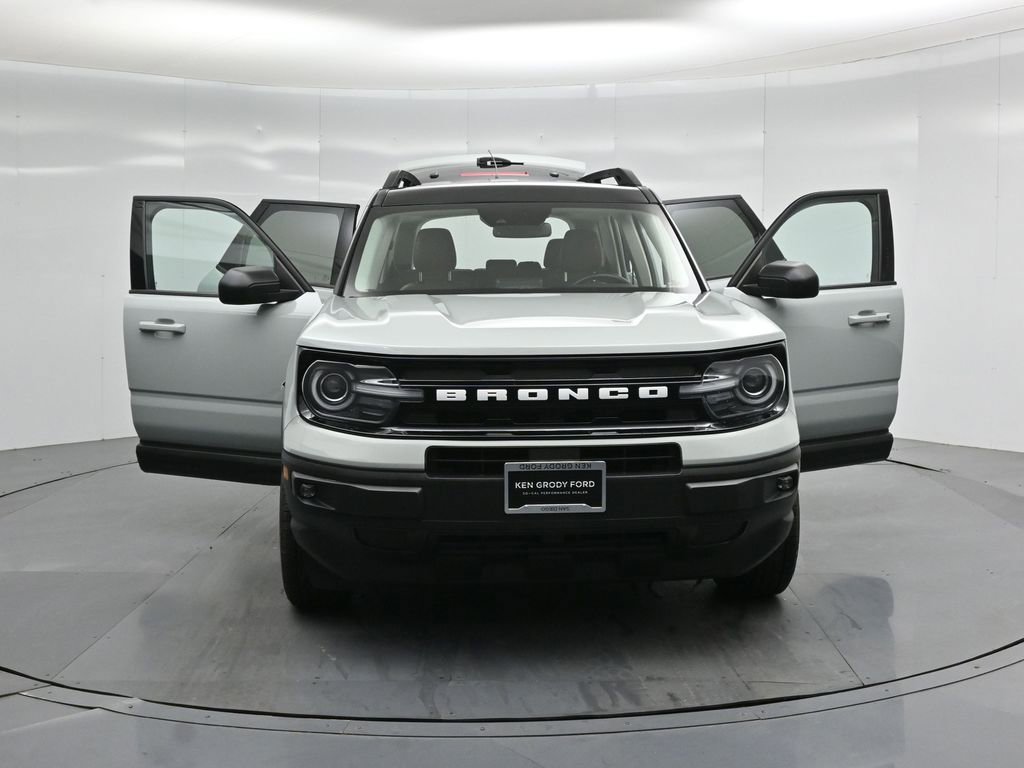 Certified 2022 Ford Bronco Sport Outer Banks w/ Tech Package AWD/4WD image 35