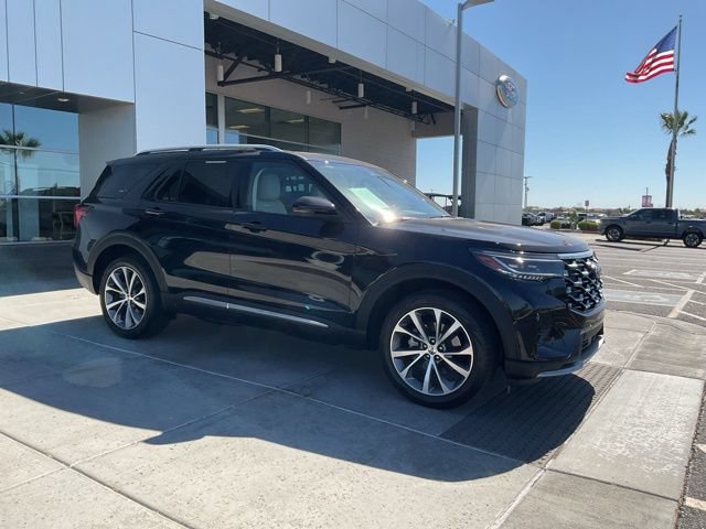 Certified 2025 Ford Explorer Platinum w/ Ultimate Package AWD/4WD image 9