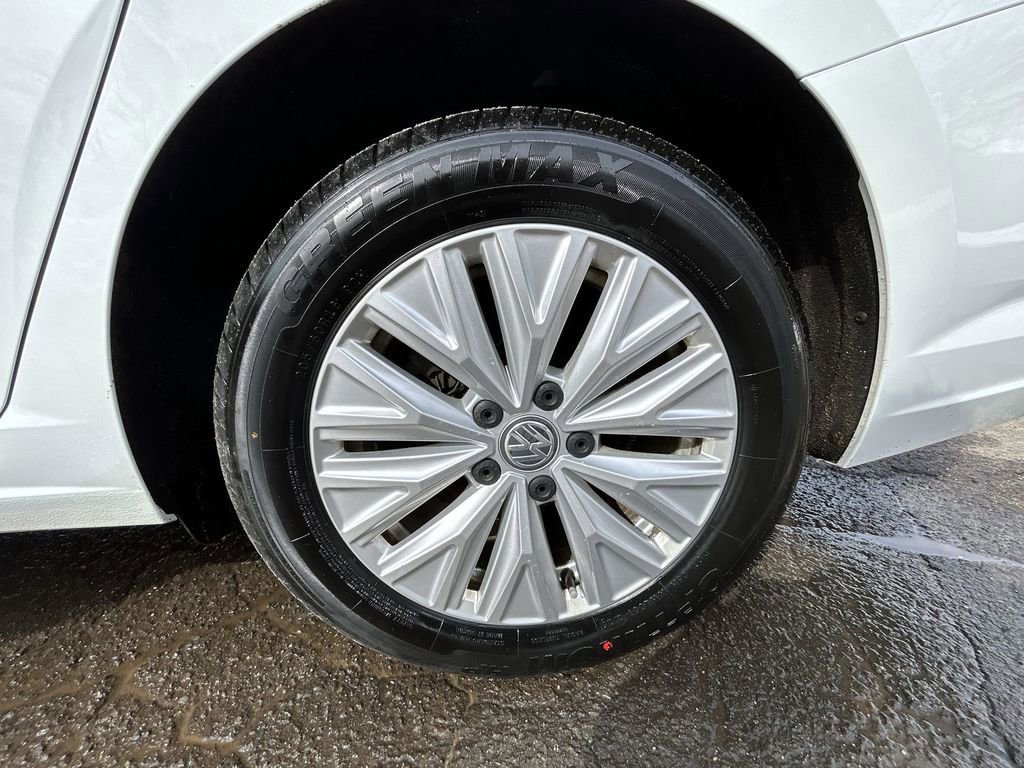 Used 2020 Volkswagen Jetta S w/ Driver Assistance Package image 10