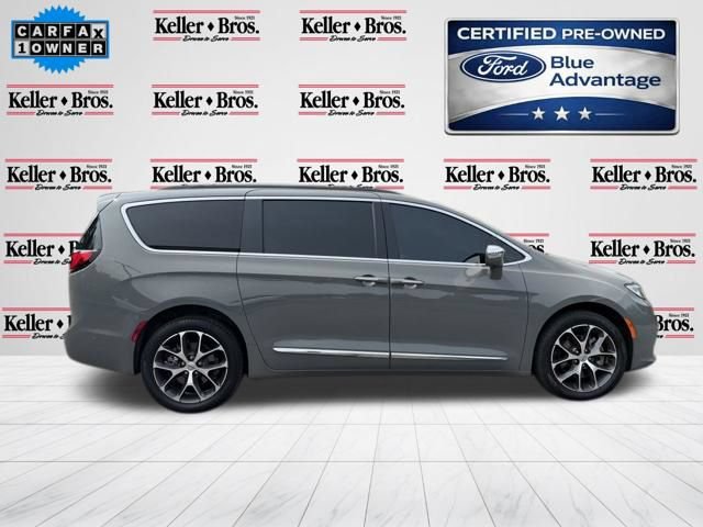 Used 2022 Chrysler Pacifica Limited w/ Uconnect Theater Family Group AWD/4WD image 8