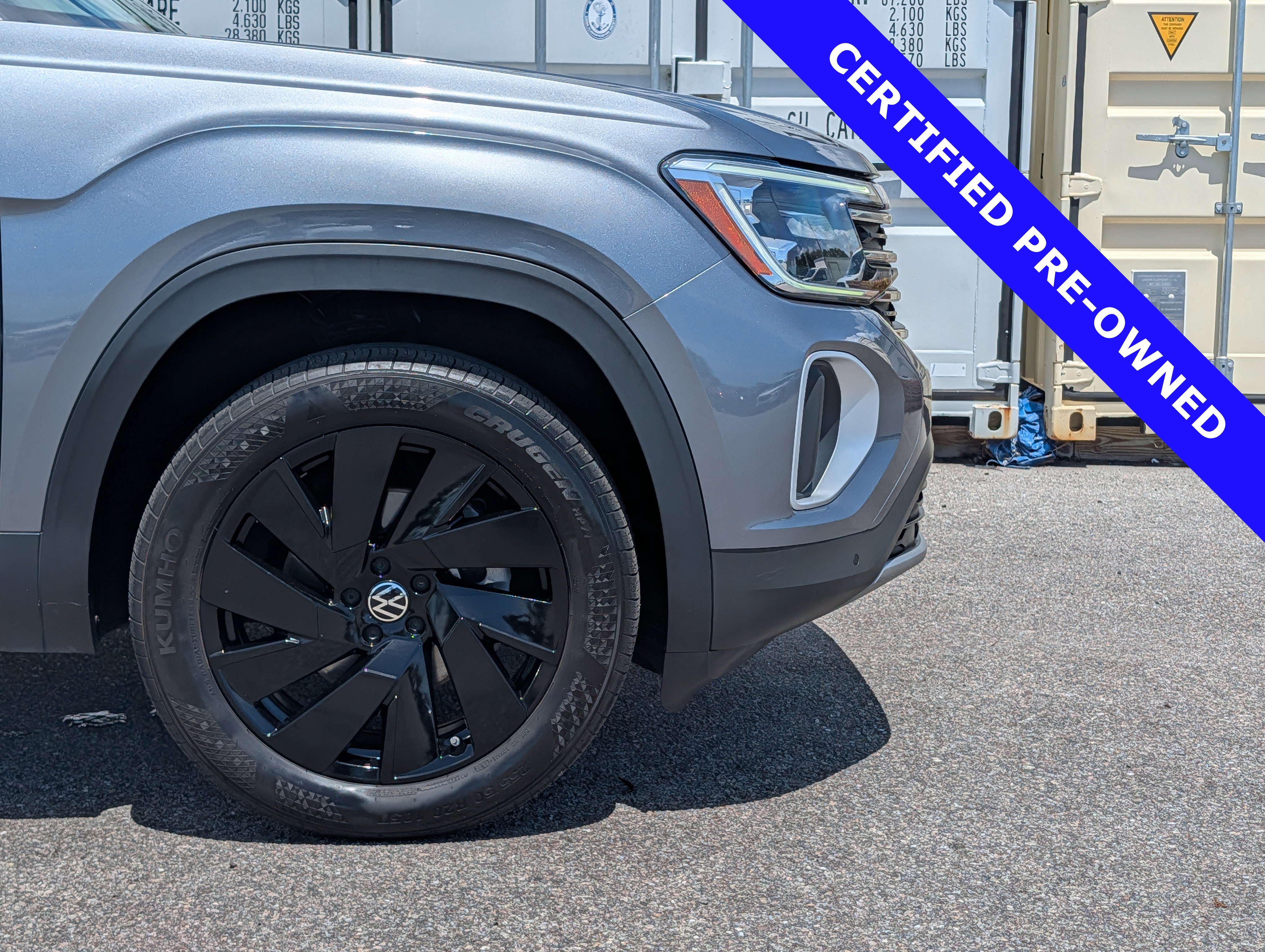 Used 2024 Volkswagen Atlas SE FWD image 11