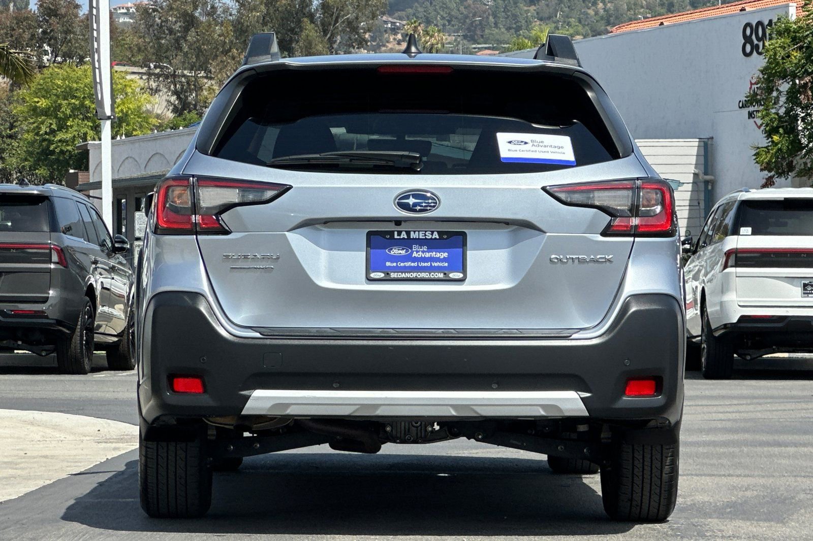 Used 2023 Subaru Outback Limited AWD/4WD image 4