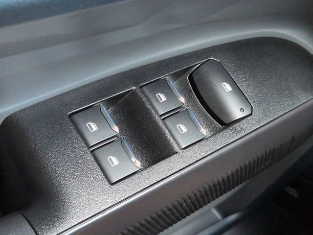 Certified 2026 Ford Maverick XL FWD image 22