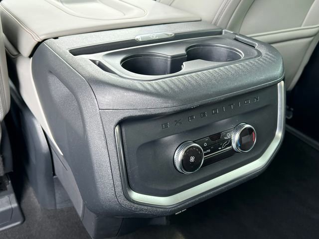 Certified 2025 Ford Expedition Active image 46
