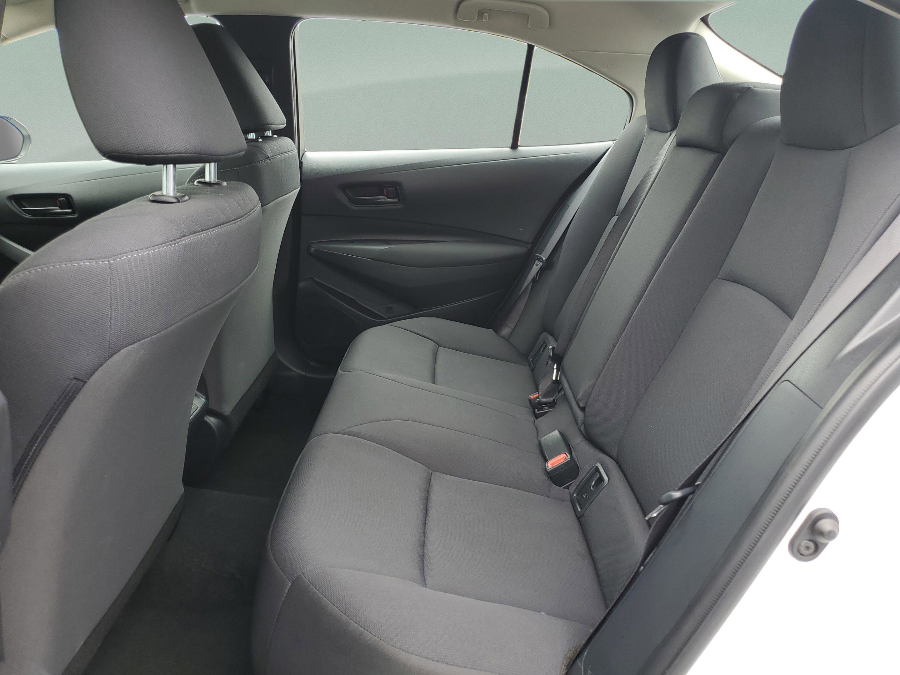 Used 2024 Toyota Corolla LE FWD image 11
