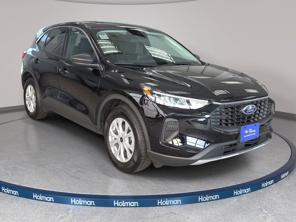 Certified 2023 Ford Escape Active AWD/4WD image 3
