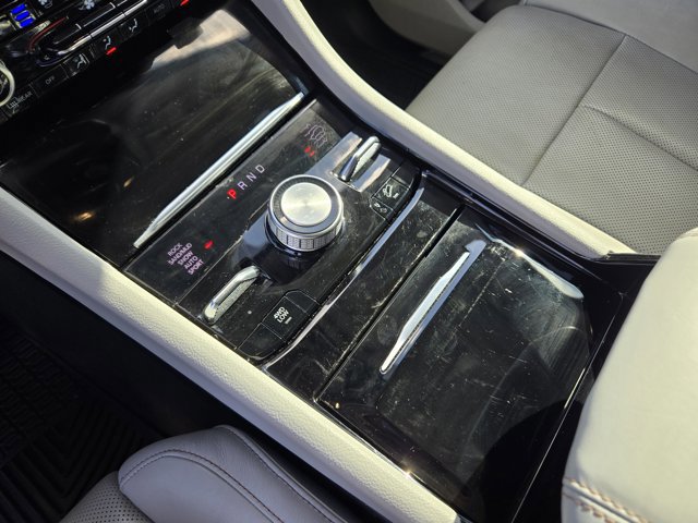 Used 2022 Jeep Grand Cherokee L Overland w/ Advanced Protech Group III image 17