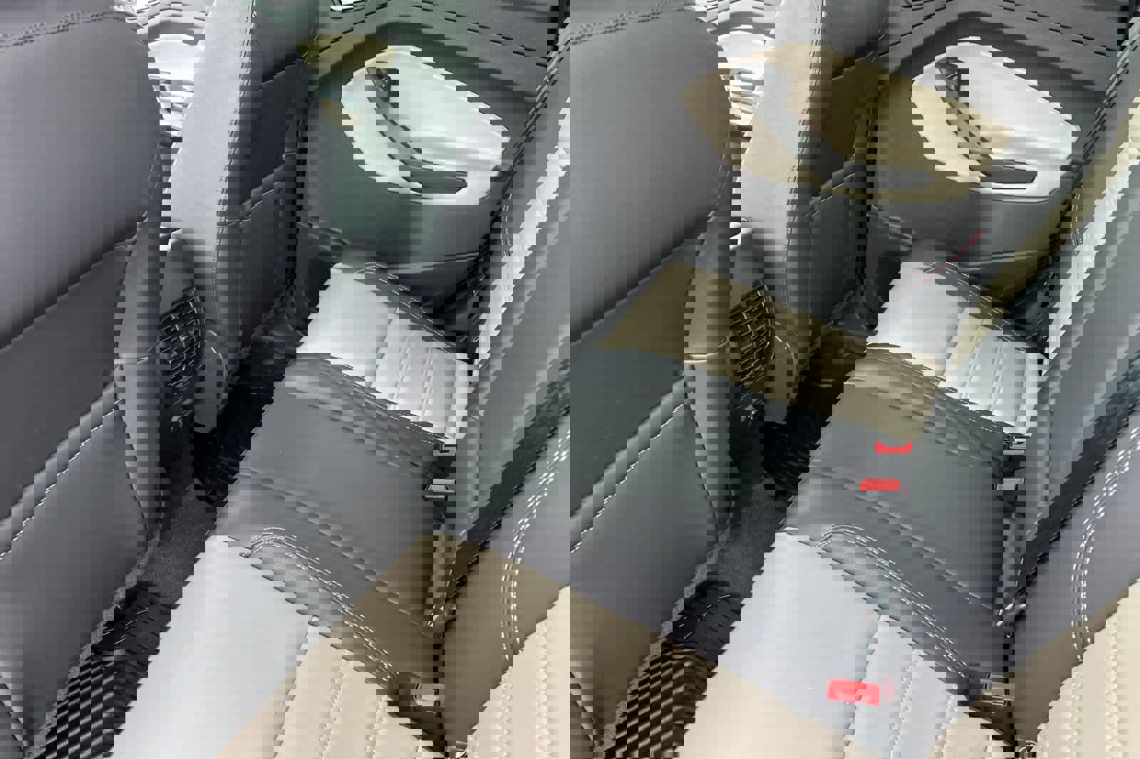 Certified 2019 Ford Escape SEL image 10