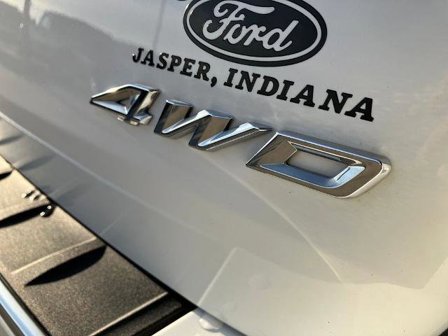 Certified 2023 Ford Explorer Platinum w/ Premium Technology Package AWD/4WD image 11