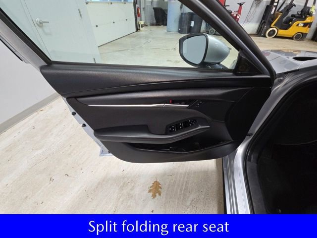 Used 2021 MAZDA MAZDA3 Sedan image 20