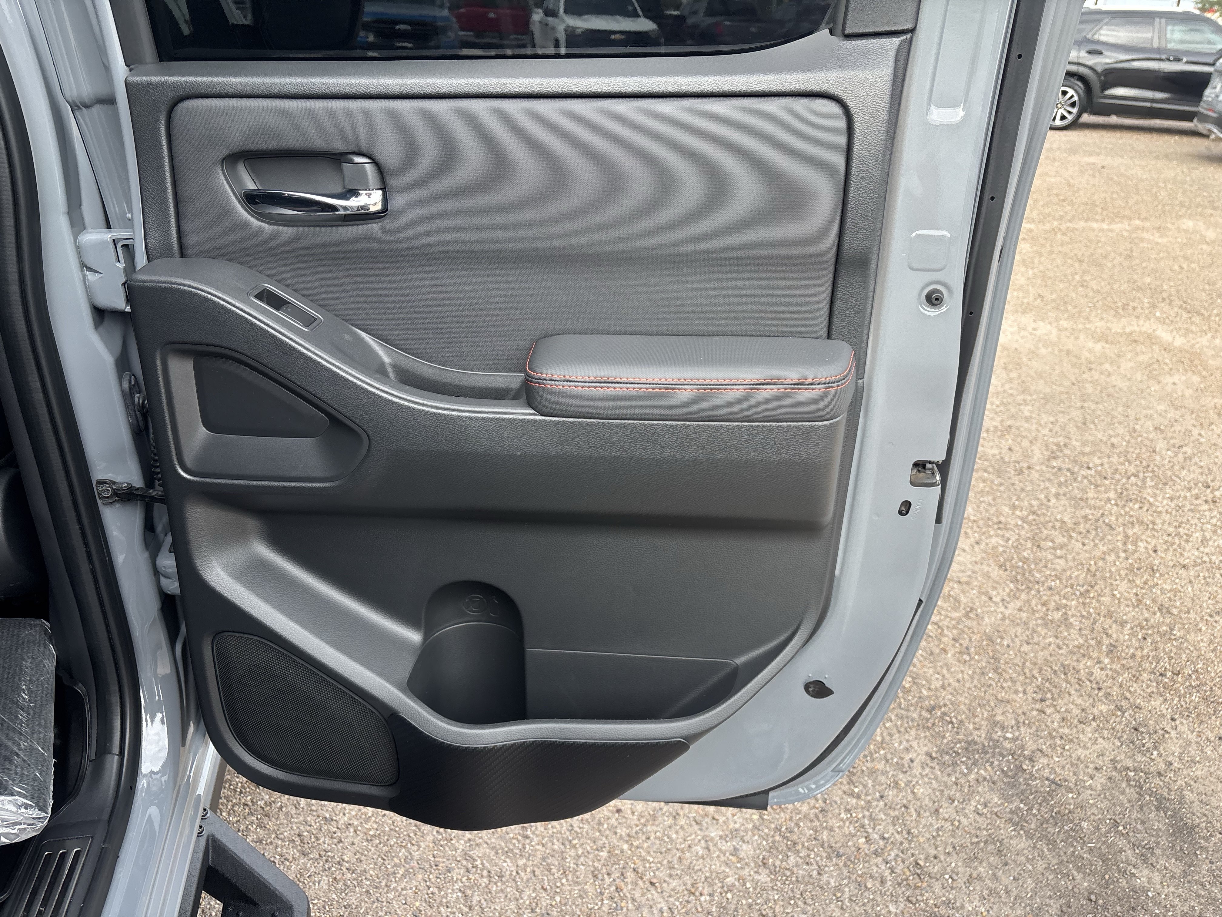 Used 2022 Nissan Frontier Pro-X RWD image 19