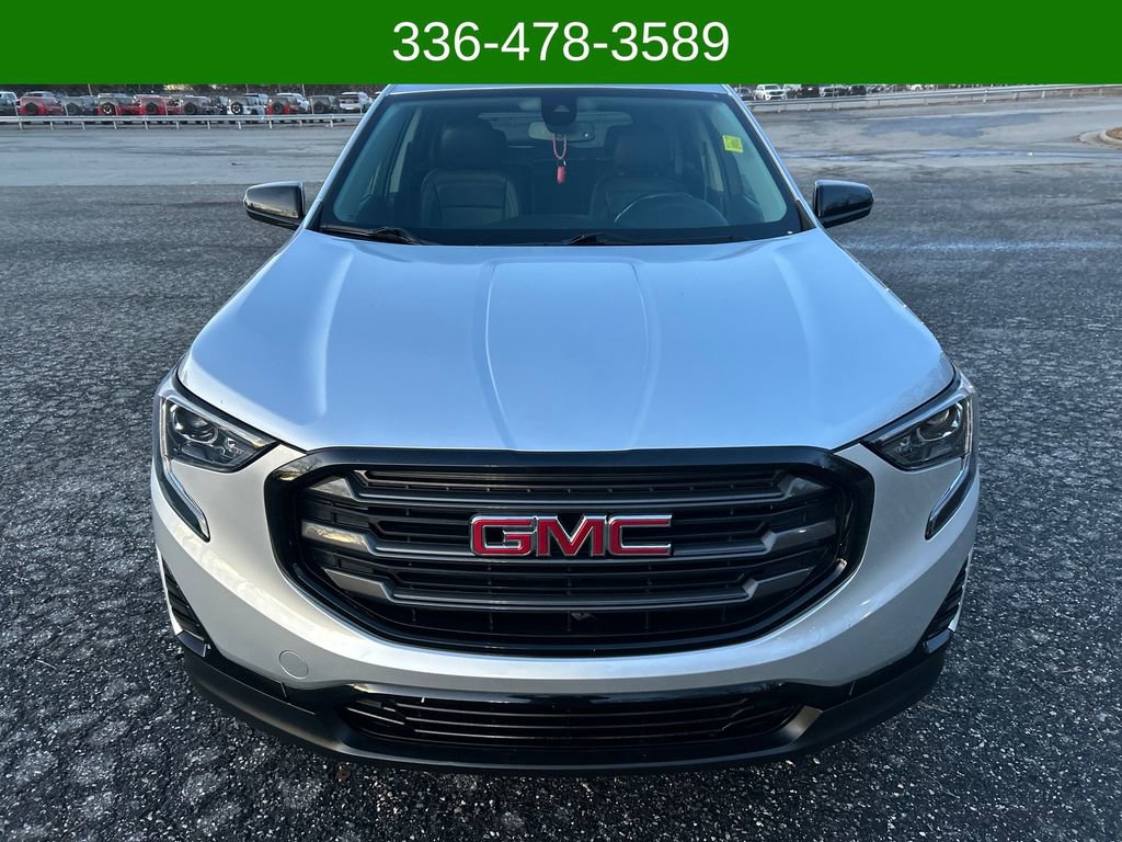 Used 2020 GMC Terrain SLE w/ Elevation Edition image 8