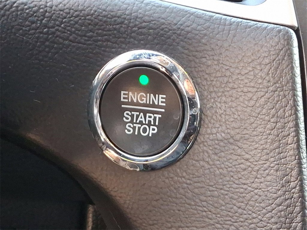 Certified 2022 Ford Edge SE w/ Black Appearance Package image 27