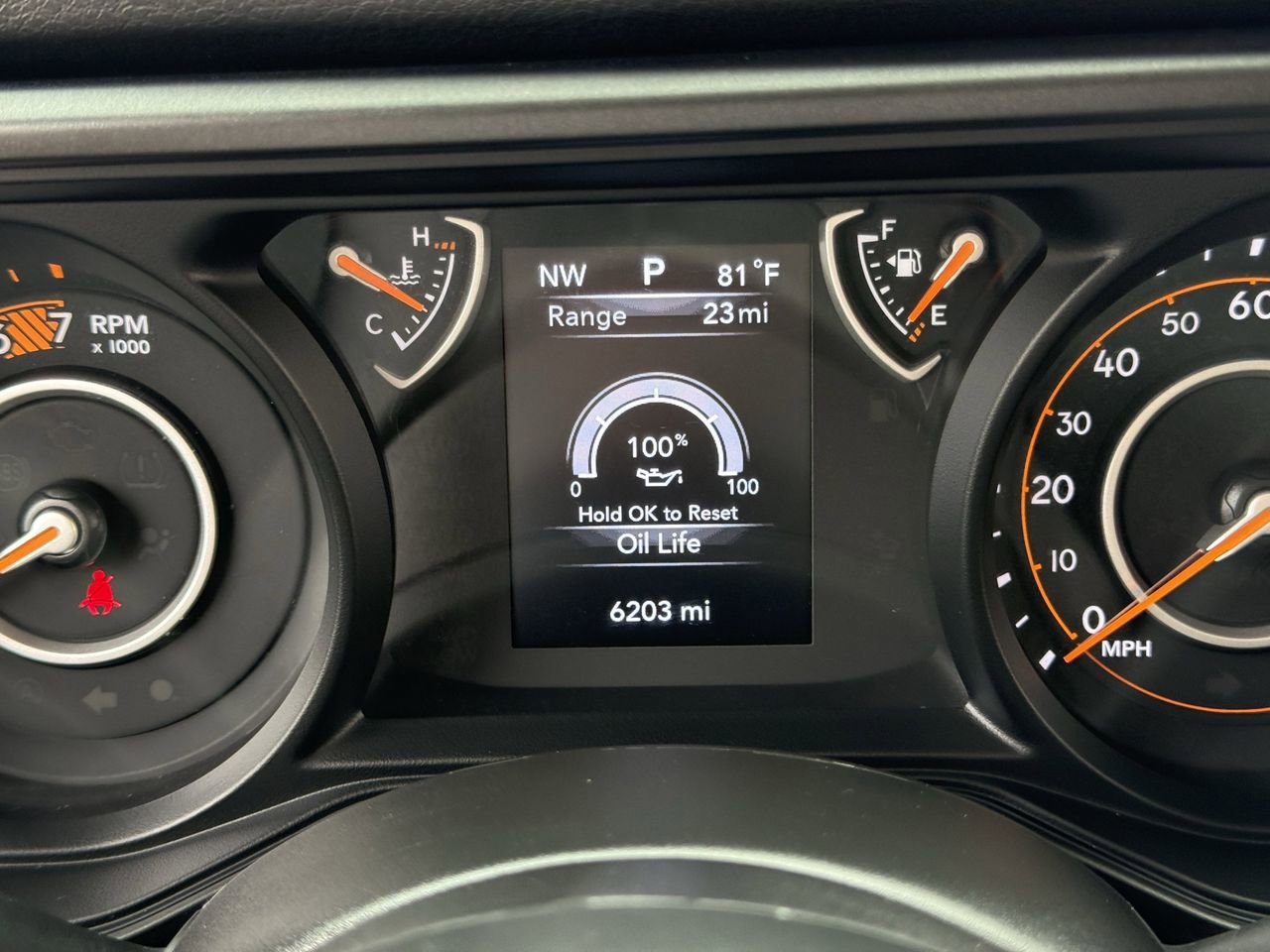 Used 2025 Jeep Wrangler Sport AWD/4WD image 14