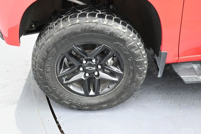 Used 2020 Chevrolet Silverado 1500 LT Trail Boss AWD/4WD image 9